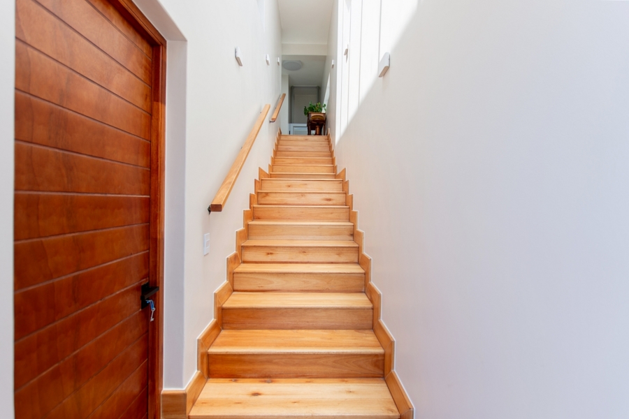 5 Bedroom Property for Sale in Paradise Beach Western Cape